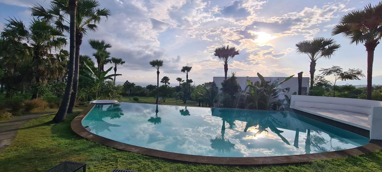 Palm Springs Bali Dive Resort Tulamben Exterior foto